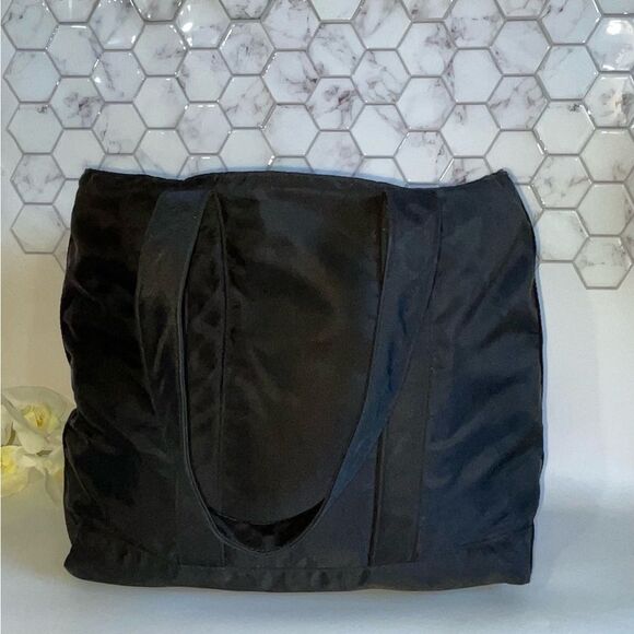 Lauren Ralph Lauren Black Nylon Tote Bag with Monogram - Picture 2 of 8